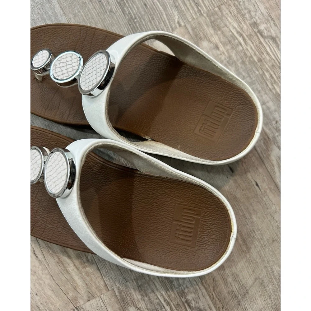 FitFlop Women's Halo Metallic Trim Toe Post Sandals Cream Size 7 Platform - Picture 6 of 7